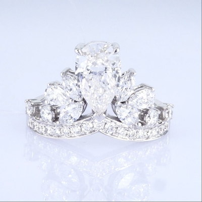 18k Kronen-Labor-Grown-Diamant-Ring Schöne Frauen Prinzessin Design Weißer Labor-Grown-Diamant-Ring