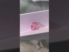 Rosa Herz CVD-Diamant